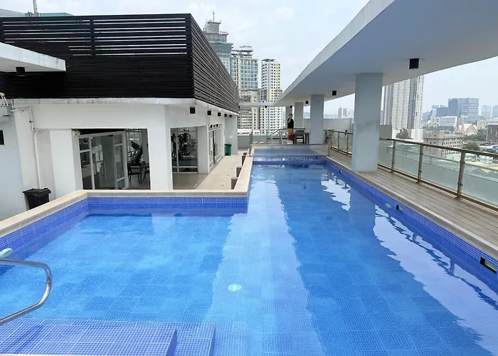 Aparthotel King Hancho Bnb's - West Jones Residences! 3*